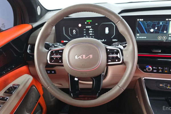 2024 Kia Carnival с пробегом 34 997 км