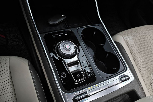 2023 Kia Carnival с пробегом 30 675 км