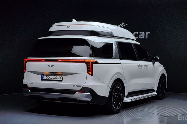 2024 Kia Carnival с пробегом 16 875 км