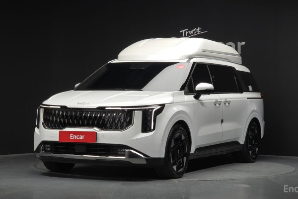 2024 Kia Carnival с пробегом 10 812 км