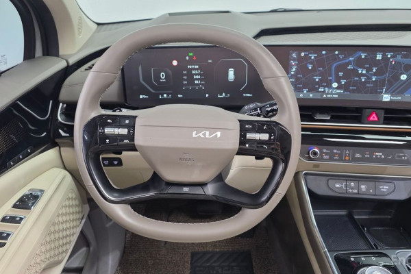 2025 Kia Carnival с пробегом 11 118 км
