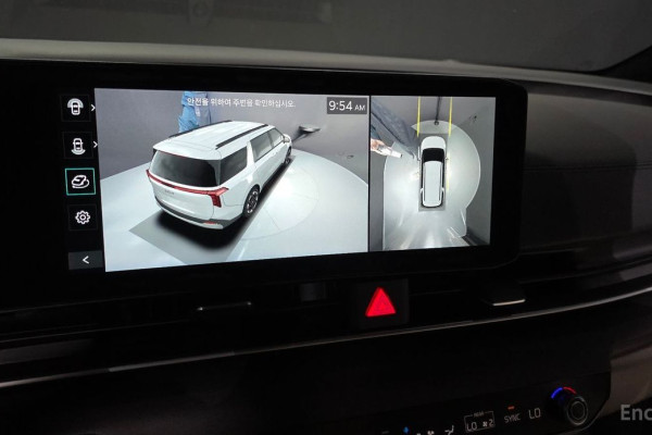 2024 Kia Carnival с пробегом 17 177 км