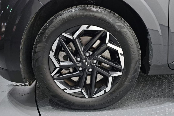 2024 Kia Carnival с пробегом 12 552 км