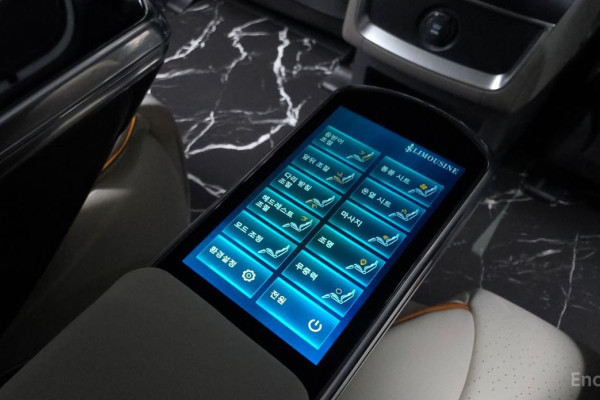 2024 Kia Carnival с пробегом 17 177 км