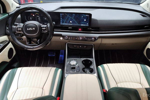 2024 Kia Carnival с пробегом 16 875 км