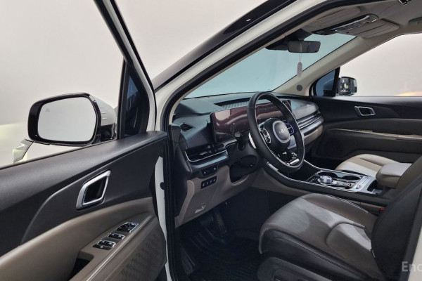 2024 Kia Carnival с пробегом 16 119 км