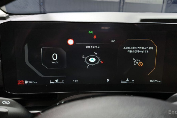 2024 Kia Carnival с пробегом 16 875 км