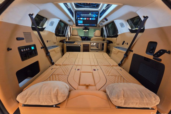 2024 Kia Carnival с пробегом 16 020 км