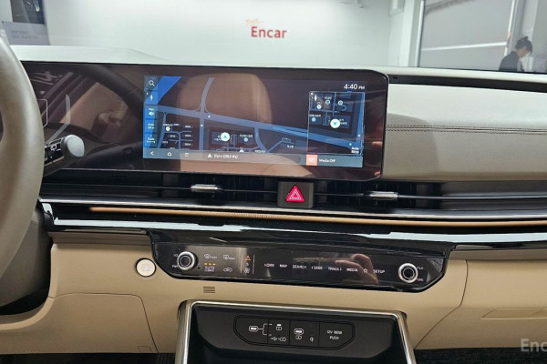 2023 Kia Carnival с пробегом 30 675 км