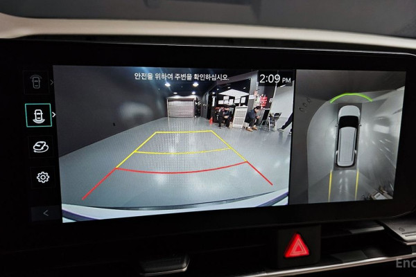 2024 Kia Carnival с пробегом 24 052 км