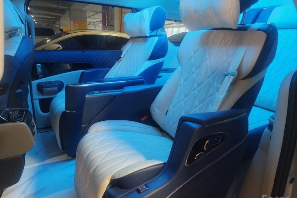 2024 Kia Carnival с пробегом 10 812 км