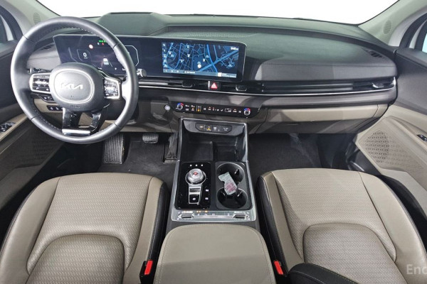 2024 Kia Carnival с пробегом 16 955 км