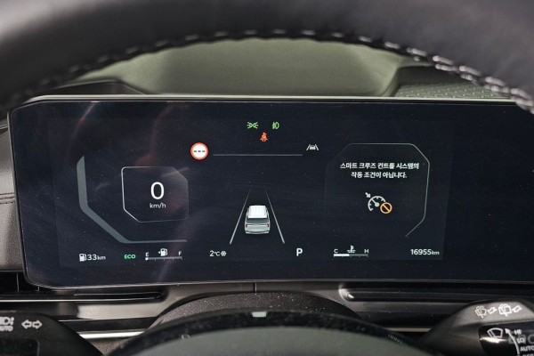 2024 Kia Carnival с пробегом 16 955 км