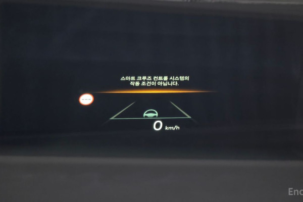 2023 Kia Carnival с пробегом 24 018 км