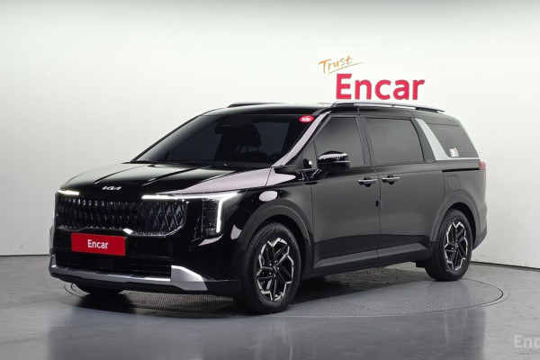 2025 Kia Carnival с пробегом 15 567 км