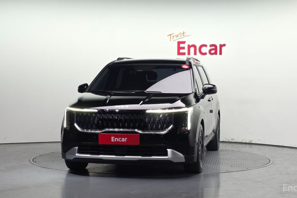 2025 Kia Carnival с пробегом 15 567 км