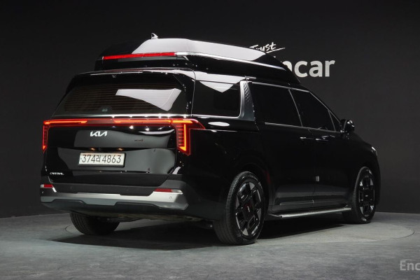 2024 Kia Carnival с пробегом 24 100 км