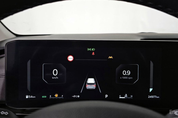 2024 Kia Carnival с пробегом 24 977 км