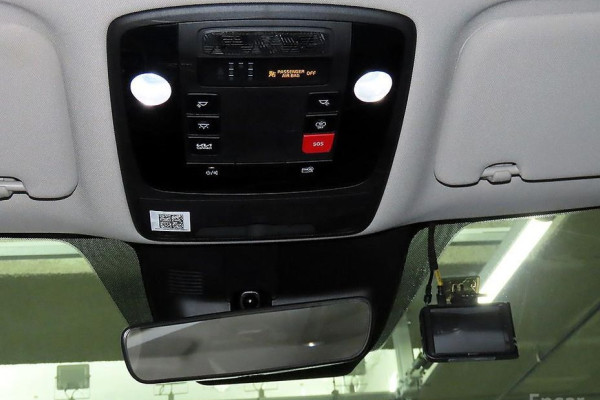 2024 Kia Carnival с пробегом 11 000 км