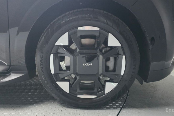 2024 Kia Carnival с пробегом 24 100 км