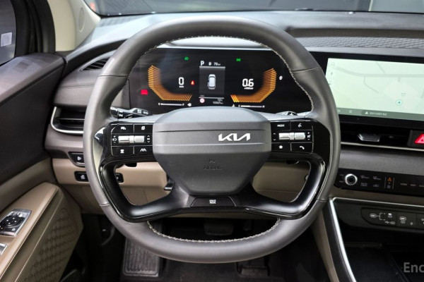 2025 Kia Carnival с пробегом 15 567 км