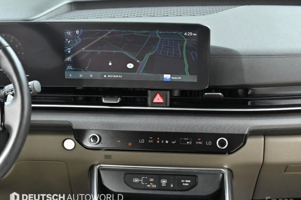 2023 Kia Carnival с пробегом 50 059 км