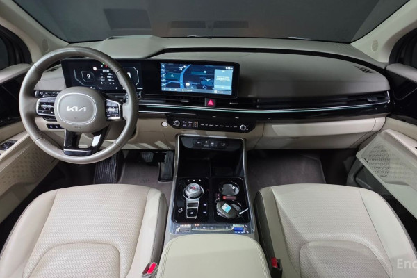 2024 Kia Carnival с пробегом 24 100 км