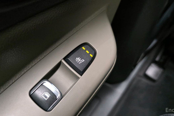 2025 Kia Carnival с пробегом 15 567 км