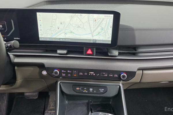 2024 Kia Carnival с пробегом 23 132 км