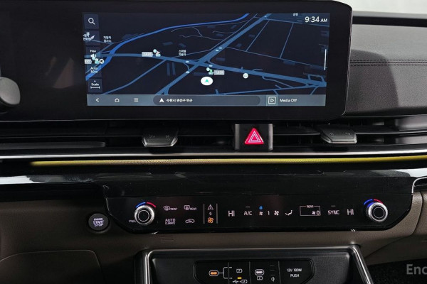 2024 Kia Carnival с пробегом 24 977 км