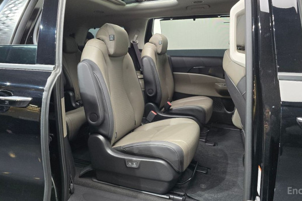 2024 Kia Carnival с пробегом 43 853 км