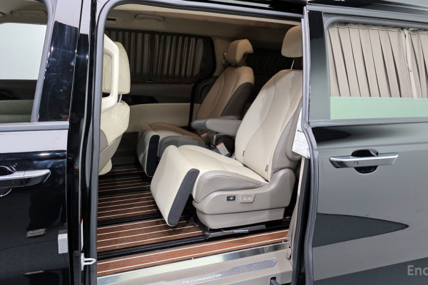 2024 Kia Carnival с пробегом 49 360 км