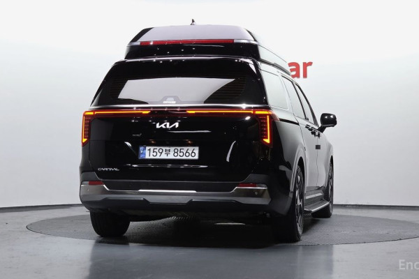 2024 Kia Carnival с пробегом 56 999 км