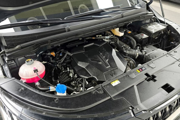 2024 Kia Carnival с пробегом 27 936 км