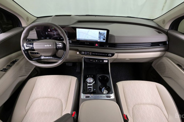 2024 Kia Carnival с пробегом 27 936 км