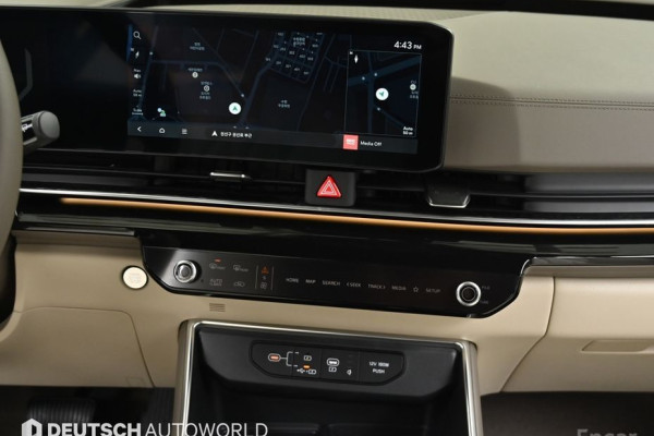 2025 Kia Carnival с пробегом 139 км