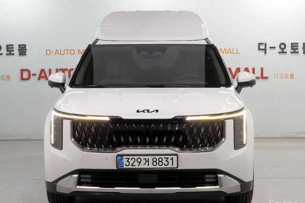 2024 Kia Carnival с пробегом 44 230 км