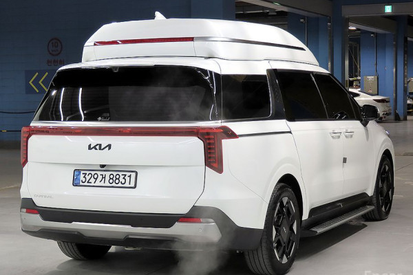 2024 Kia Carnival с пробегом 44 230 км