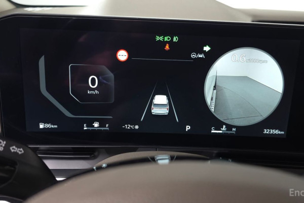 2024 Kia Carnival с пробегом 32 356 км