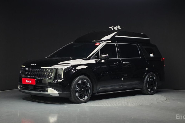 2025 Kia Carnival с пробегом 13 532 км