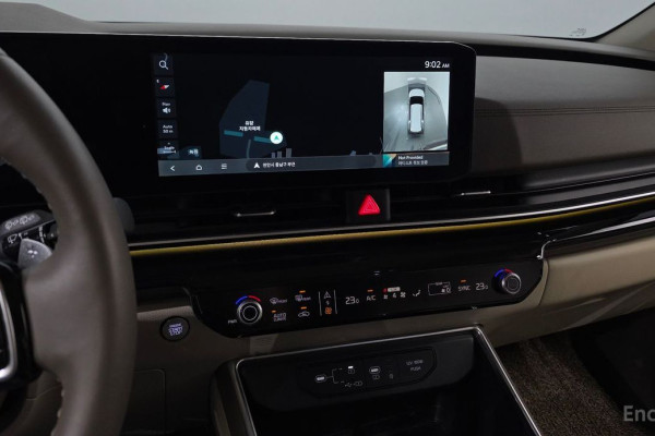 2024 Kia Carnival с пробегом 23 597 км