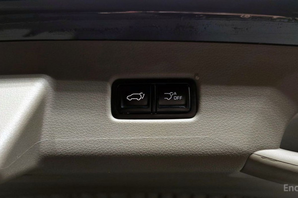 2024 Kia Carnival с пробегом 49 360 км