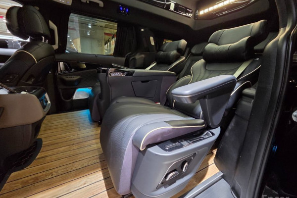 2024 Kia Carnival с пробегом 7 707 км