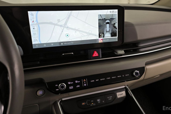 2024 Kia Carnival с пробегом 27 936 км