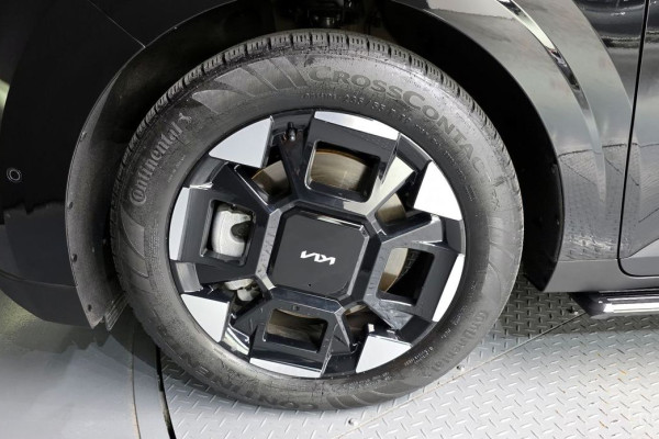 2025 Kia Carnival с пробегом 13 532 км