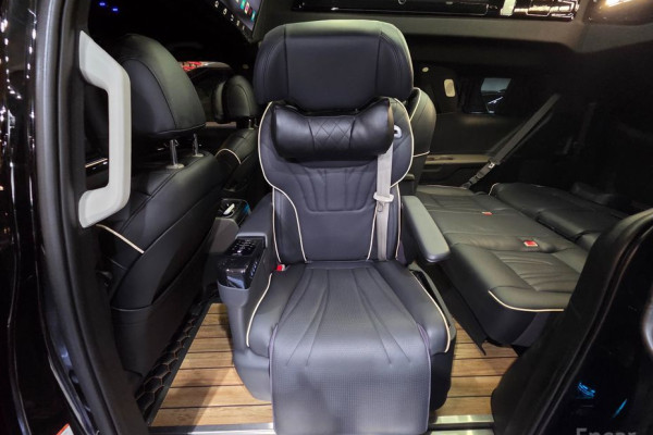 2024 Kia Carnival с пробегом 7 707 км