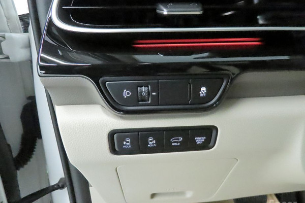 2024 Kia Carnival с пробегом 44 230 км