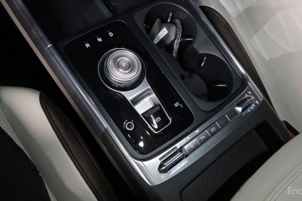 2025 Kia Carnival с пробегом 13 532 км