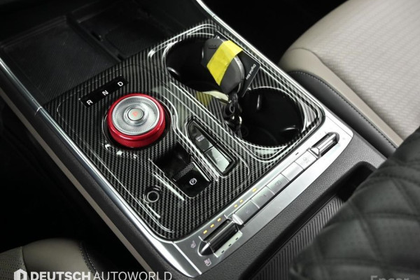 2024 Kia Carnival с пробегом 16 300 км