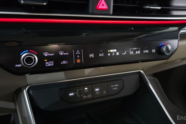 2024 Kia Carnival с пробегом 32 356 км